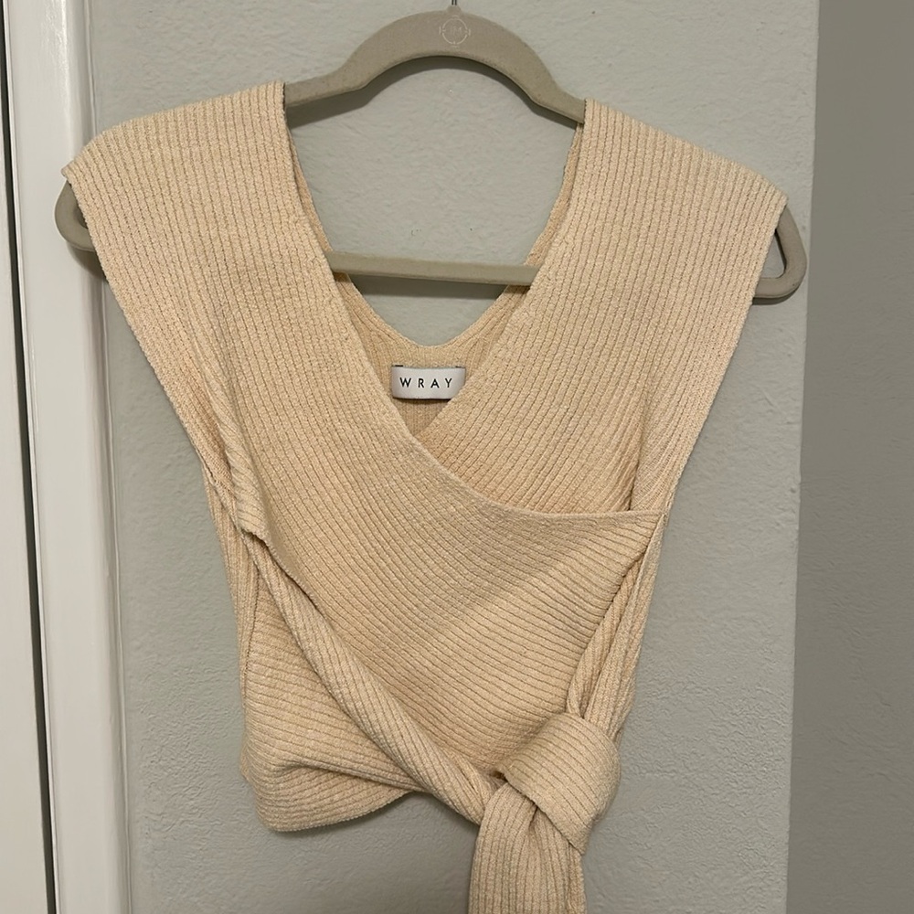 Unique knit top by Wray